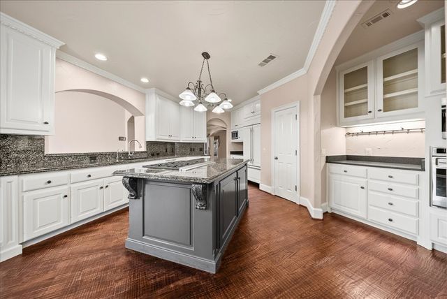 900 Amethyst Drive, Oak Point, TX 75068