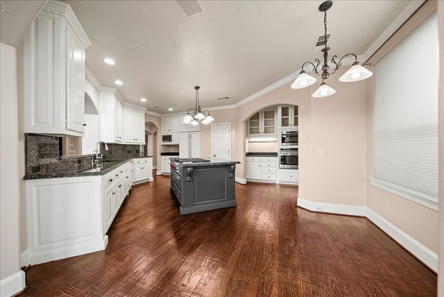 900 Amethyst Drive, Oak Point, TX 75068