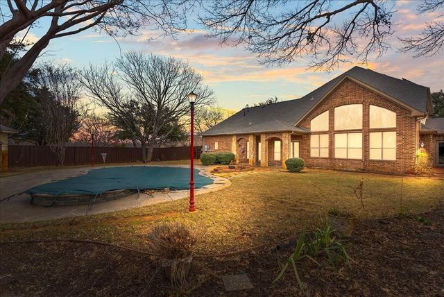 900 Amethyst Drive, Oak Point, TX 75068