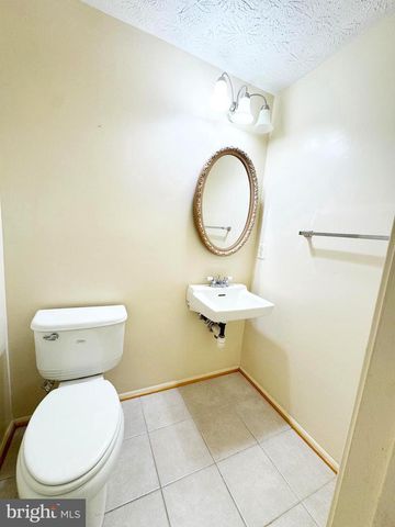8310 MARY LEE LN, Laurel, MD 20723