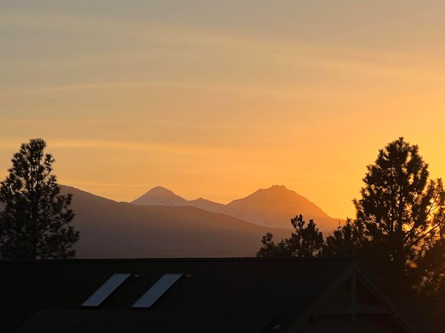 2656 NW Nordeen Way, Bend, OR 97703