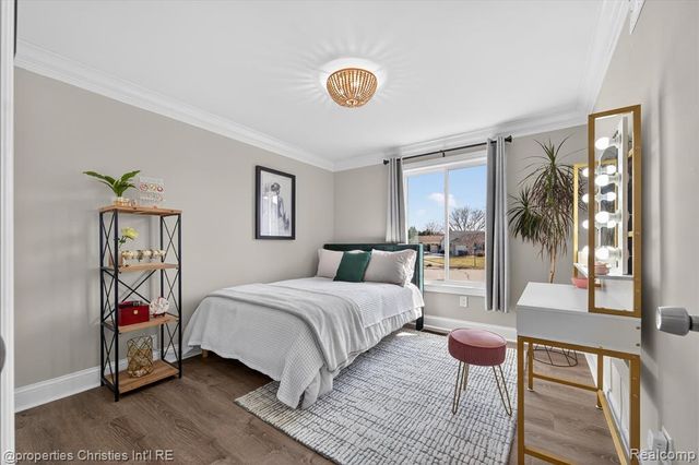 16399 Huff Street, Livonia, MI 48154