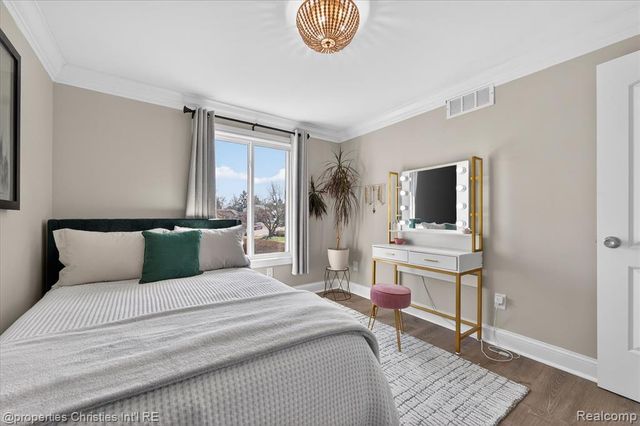 16399 Huff Street, Livonia, MI 48154