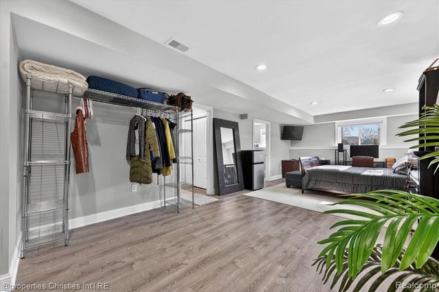 16399 Huff Street, Livonia, MI 48154