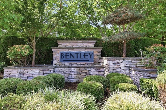 14813 99th Place NE, Bothell, WA 98011