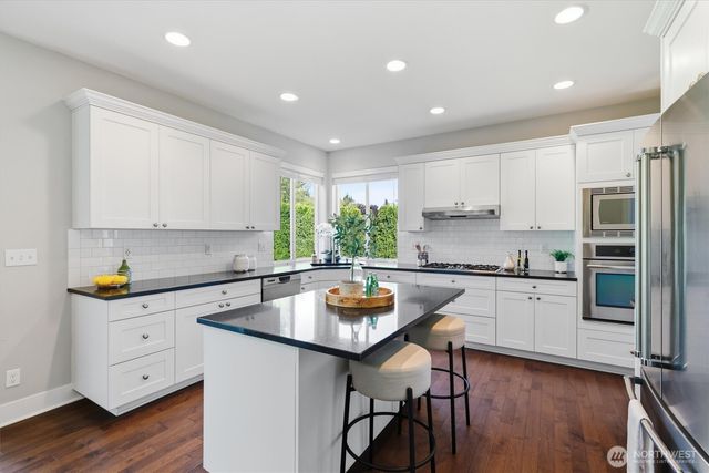 14813 99th Place NE, Bothell, WA 98011