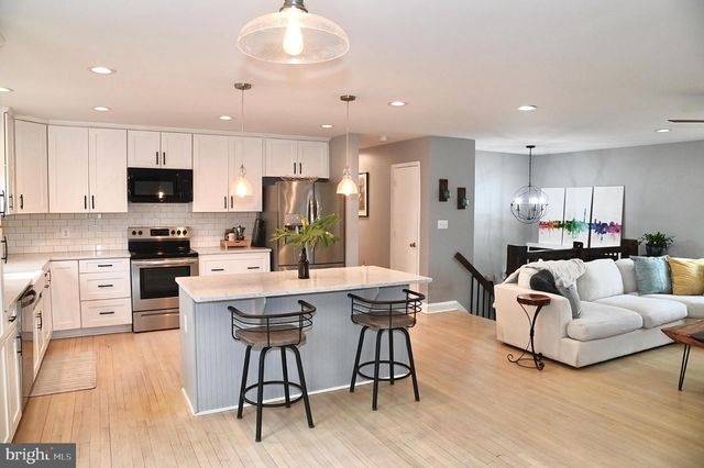 10009 LAURAN PL, Nokesville, VA 20181