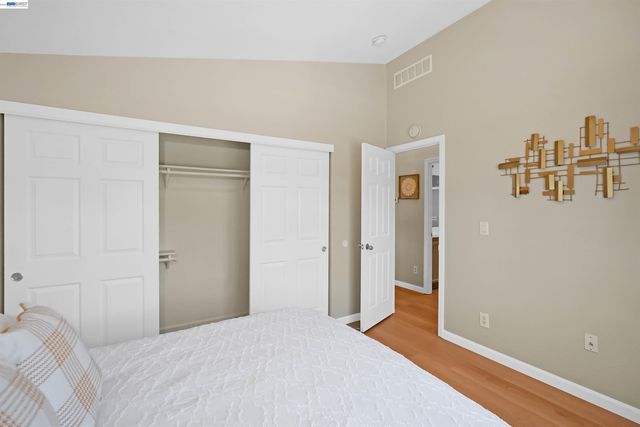 28680 Mercury st, Hayward, CA 94544