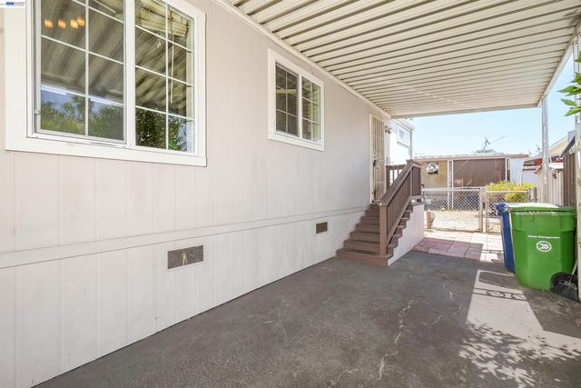 28680 Mercury st, Hayward, CA 94544