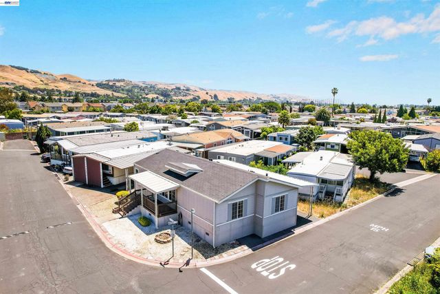 28680 Mercury st, Hayward, CA 94544
