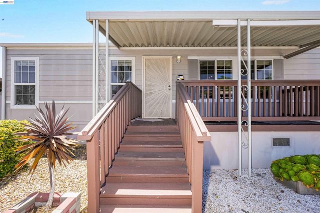 28680 Mercury st, Hayward, CA 94544