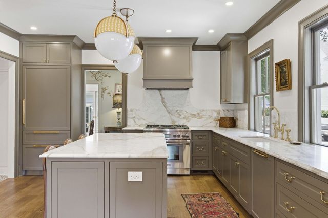 55 Elizabeth Street, Charleston, SC 29403