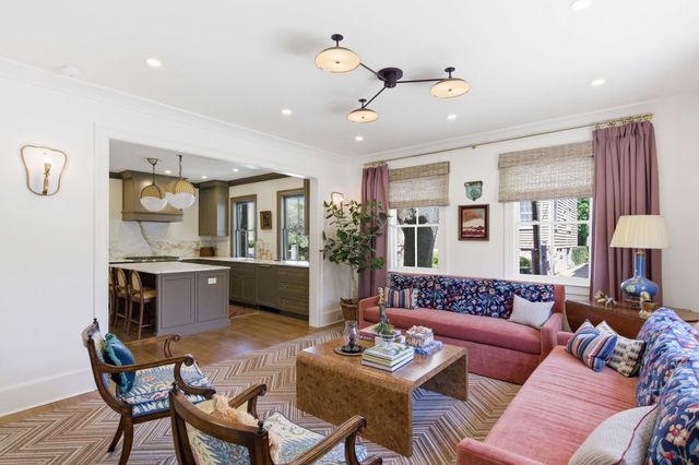 55 Elizabeth Street, Charleston, SC 29403
