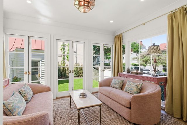 55 Elizabeth Street, Charleston, SC 29403