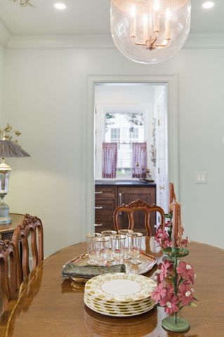 55 Elizabeth Street, Charleston, SC 29403