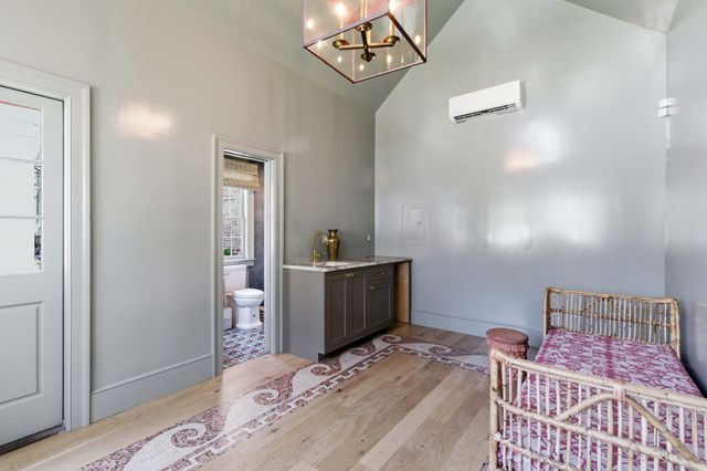55 Elizabeth Street, Charleston, SC 29403
