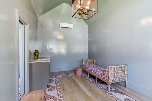 55 Elizabeth Street, Charleston, SC 29403