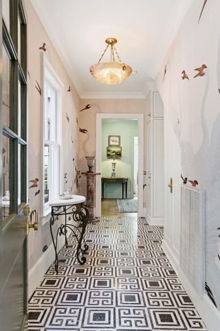 55 Elizabeth Street, Charleston, SC 29403