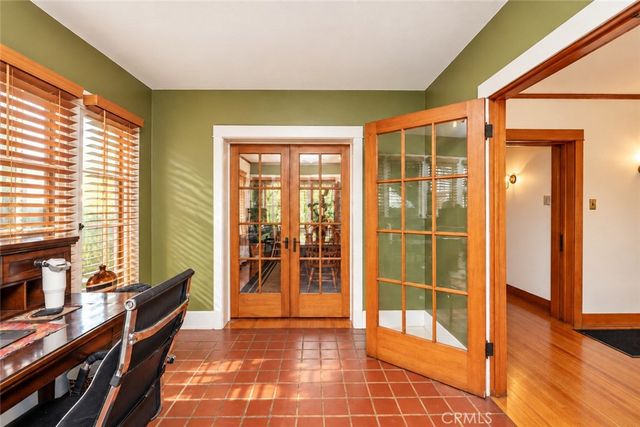 817 E Pasadena, Pomona, CA 91767