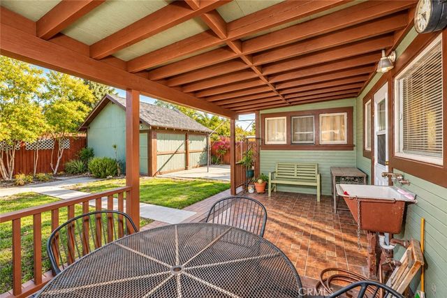 817 E Pasadena, Pomona, CA 91767