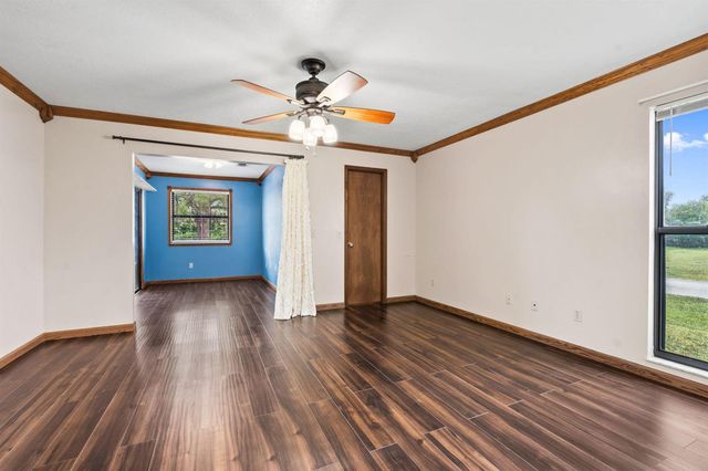 1001 SW Canary Terrace, Port St. Lucie, FL 34953