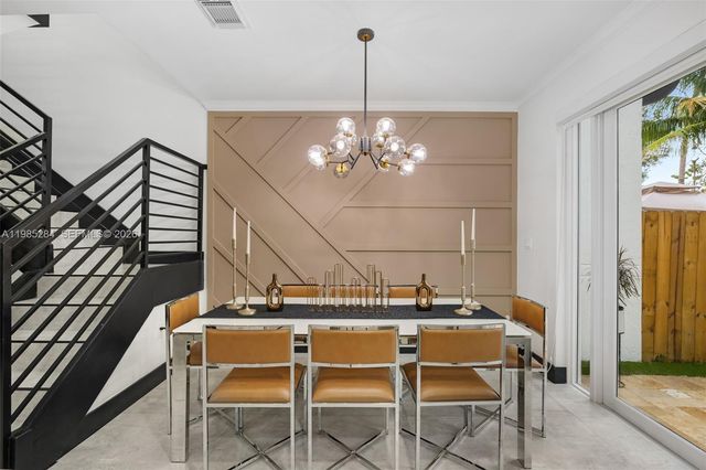 7852 NW 116th Pl, Doral, FL 33178