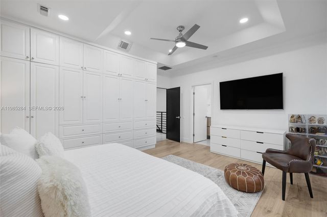 7852 NW 116th Pl, Doral, FL 33178