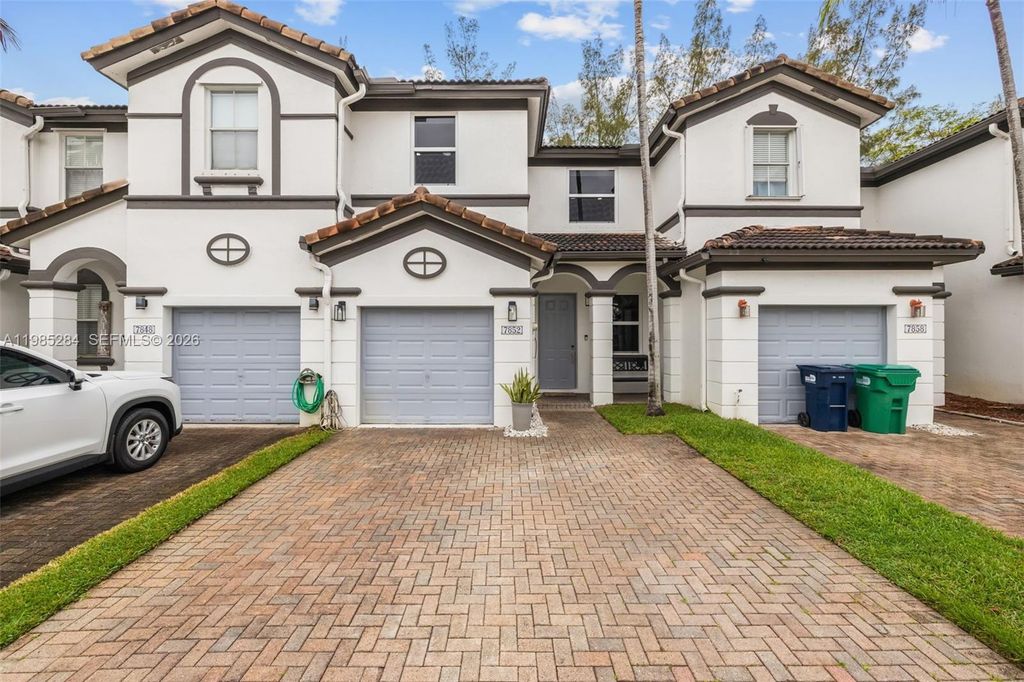 7852 NW 116th Pl, Doral, FL 33178