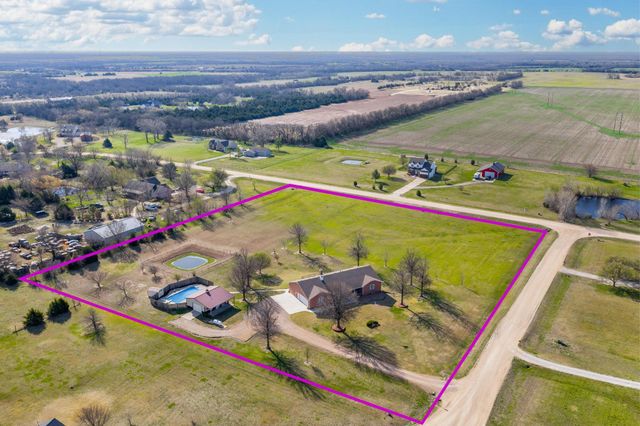 9030 S Posey Ct, Derby, KS 67037