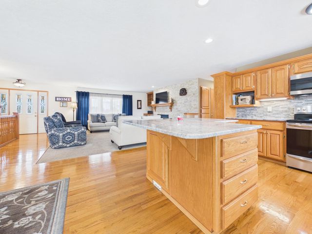 9030 S Posey Ct, Derby, KS 67037