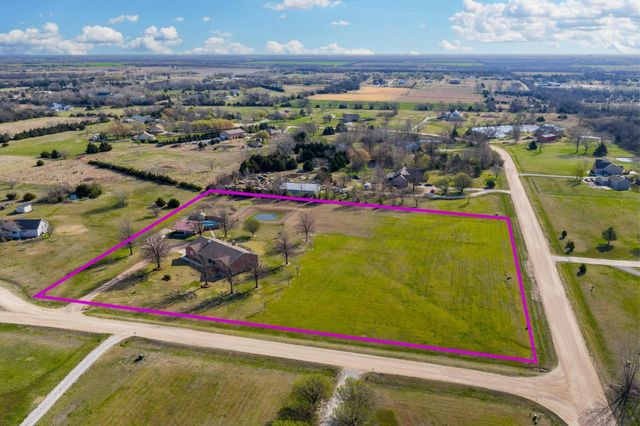 9030 S Posey Ct, Derby, KS 67037