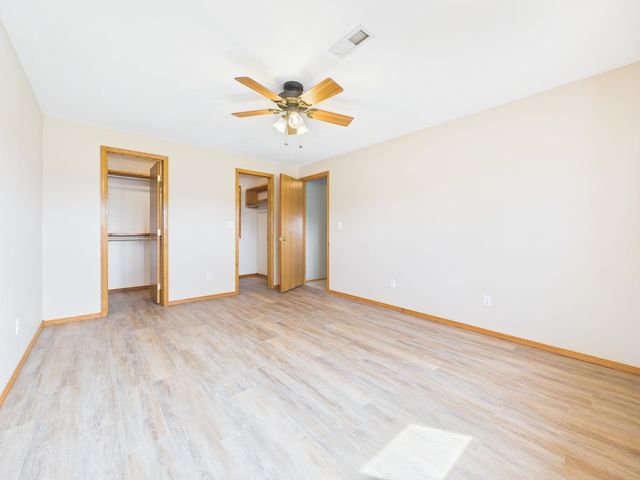 9030 S Posey Ct, Derby, KS 67037