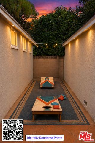 17345 Hamlin Street, Lake Balboa, CA 91406