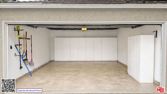 17345 Hamlin Street, Lake Balboa, CA 91406