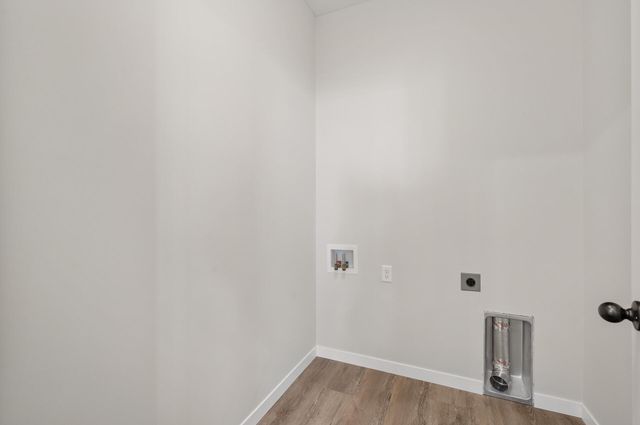 25830 Emerson Court, Wyoming, MN 55092