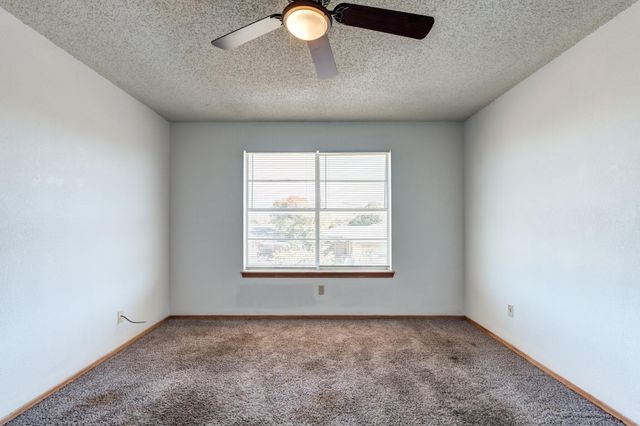 7405 Waco Avenue, Lubbock, TX 79423