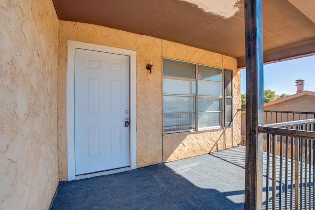 7405 Waco Avenue, Lubbock, TX 79423