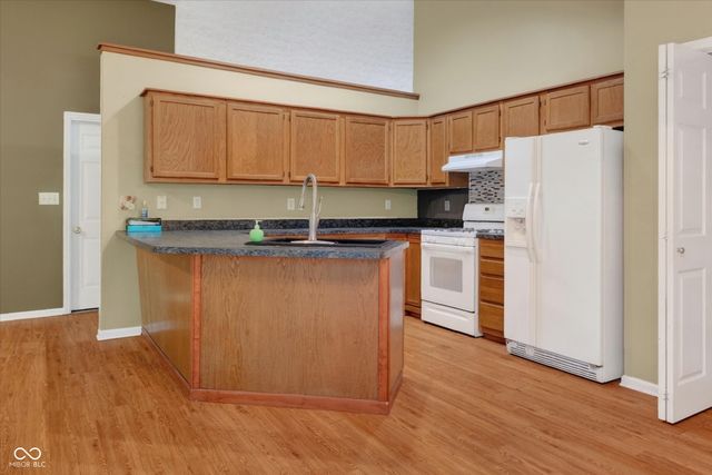 12209 Van Spronsen Court, Indianapolis, IN 46236