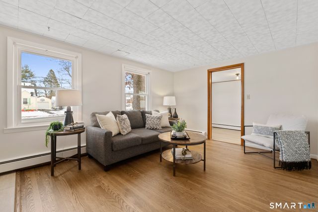 94 Broad Street, Manchester, CT 06042