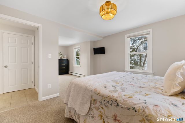 94 Broad Street, Manchester, CT 06042