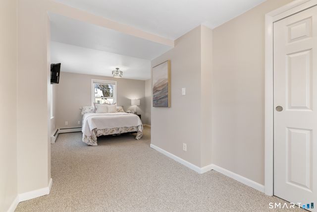 94 Broad Street, Manchester, CT 06042