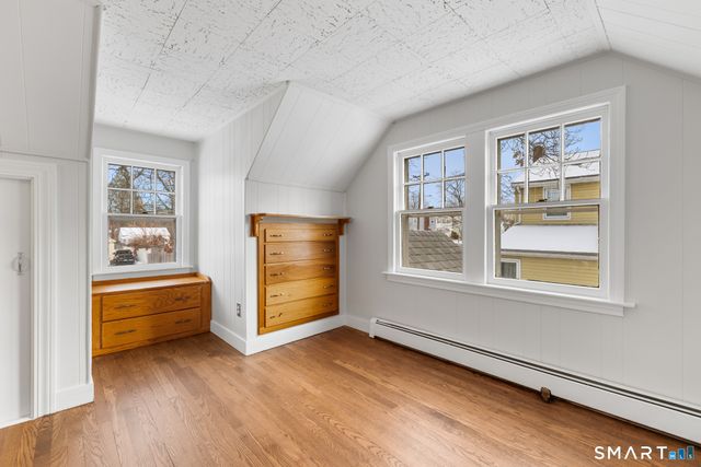 94 Broad Street, Manchester, CT 06042