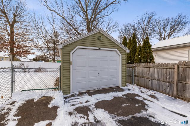 94 Broad Street, Manchester, CT 06042