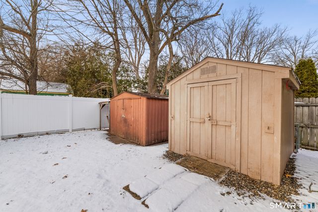 94 Broad Street, Manchester, CT 06042