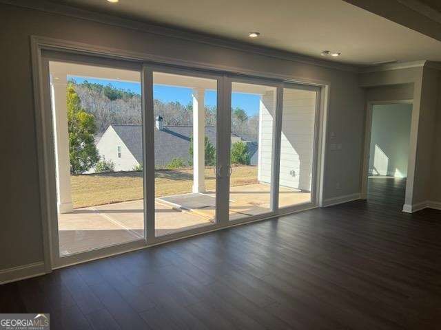 1081 Lake Terrace Bend, Greensboro, GA 30642