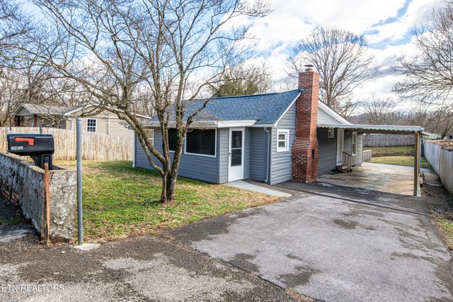 1602 Berry Rd, Knoxville, TN 37920