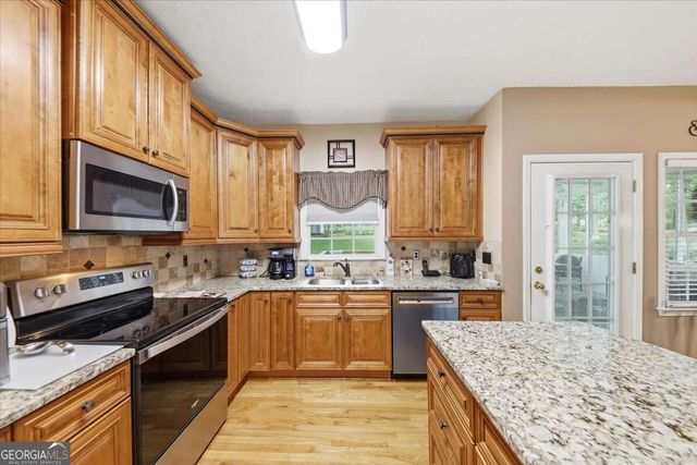 172 Glenn Eagles Way, Hiram, GA 30141