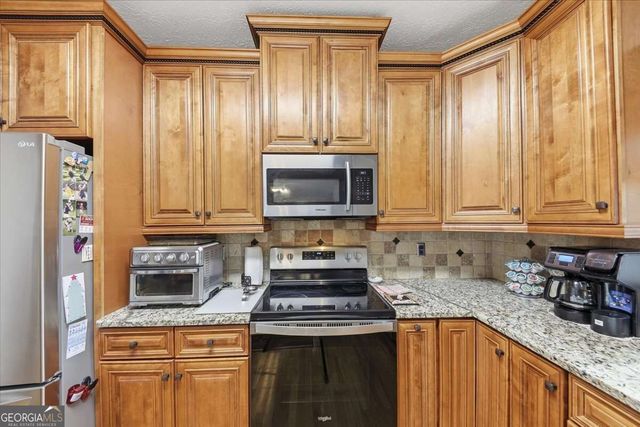 172 Glenn Eagles Way, Hiram, GA 30141