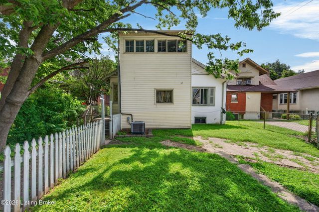 1348 S Brook St, Louisville, KY 40208