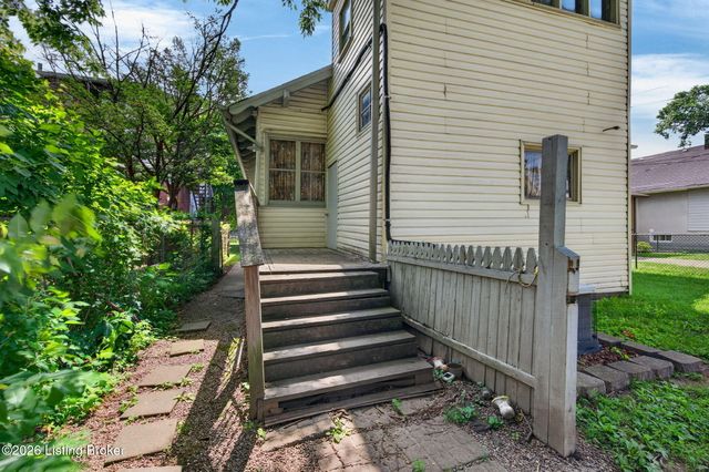 1348 S Brook St, Louisville, KY 40208